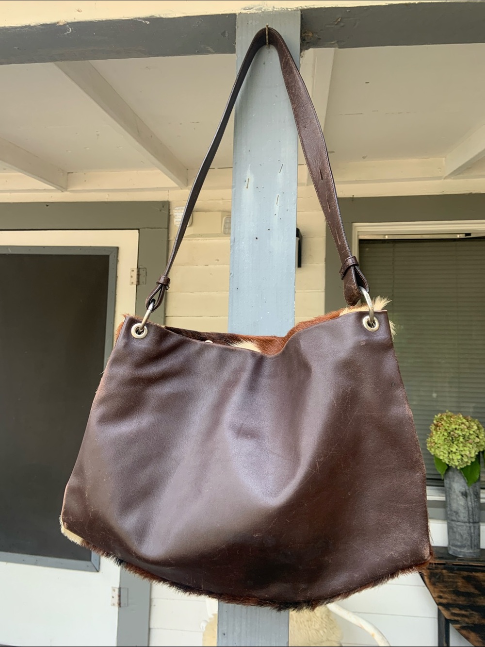 Brown Multi-Tone Cowhide Shoulder Bag from Italy - Picture 3 of 3